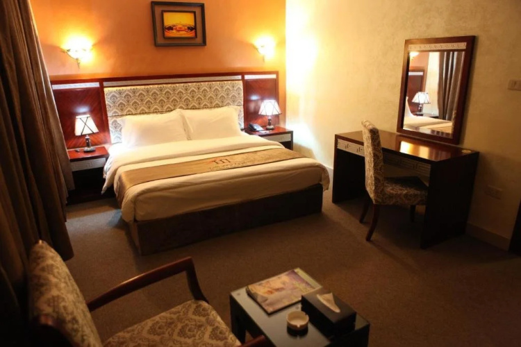 Al-Houdaj Hotel Suiets