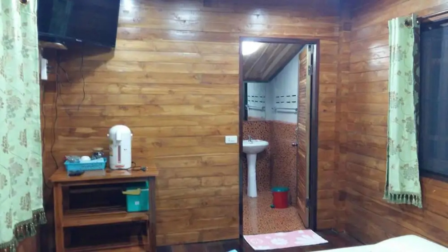 Baan Kaset Bandit