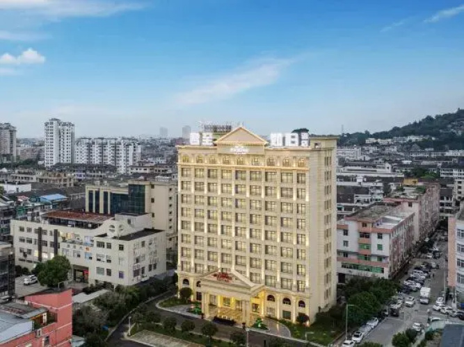 Jun Zhi Ru Gui Hotel