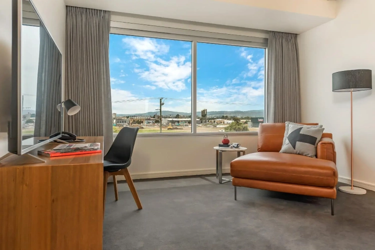 Tamar River Twin room