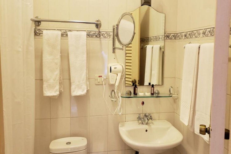 Hotel E Plaza