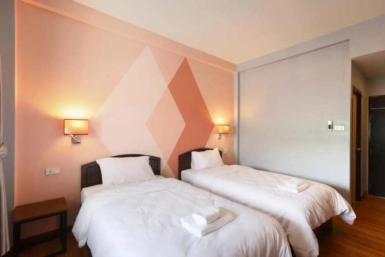 Mest Hotel (SHA Extra Plus)