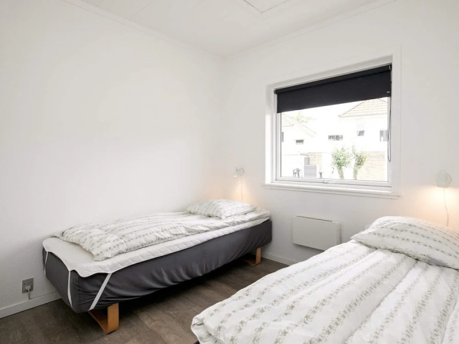 4 Person Holiday Home on a Holiday Park in Blavand