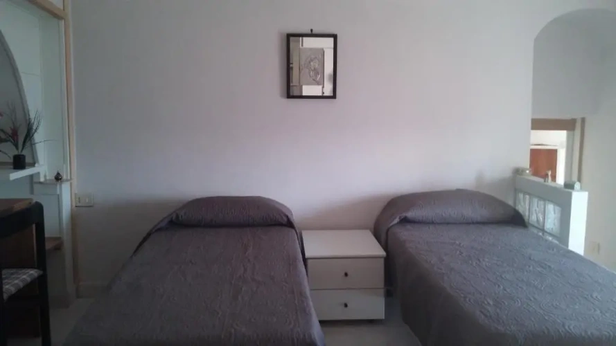 2 Bedrooms Cottage