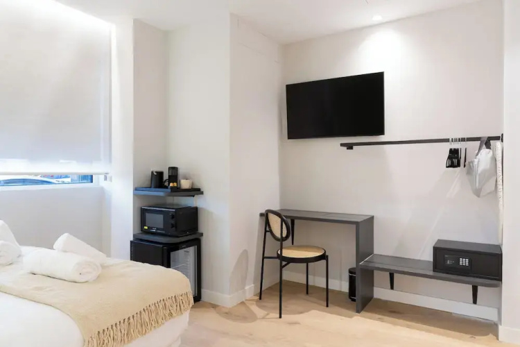 Calma Rooms by Charming