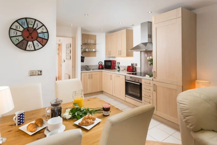 1 Bedroom Apartment