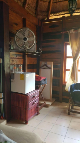 Cabanas k'iin Yéetel Há Bacalar