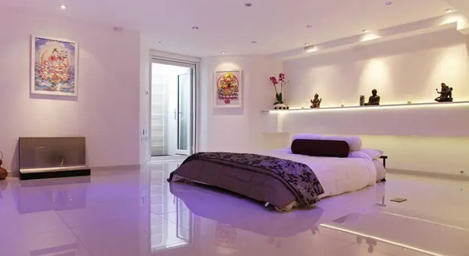 Iffley Apartment 1