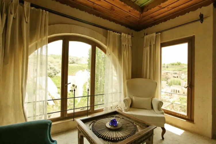 Larina Cave Otel