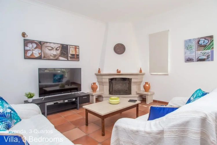 3 Bedrooms Villa
