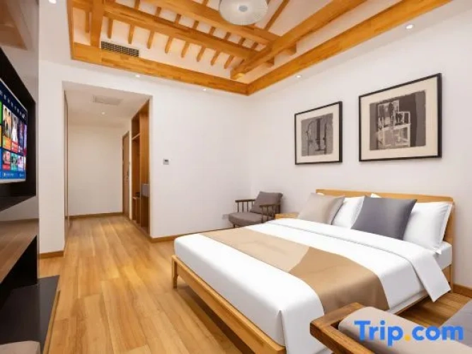 2 Bedrooms Double Suite