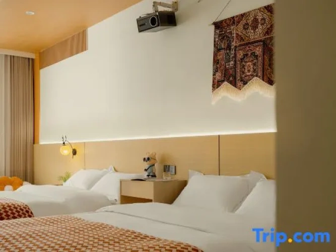 Standard Twin Family room