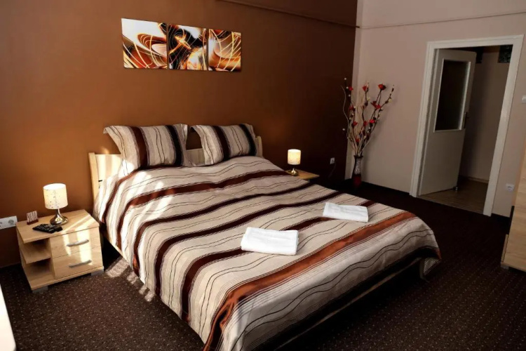 Adél Apartman