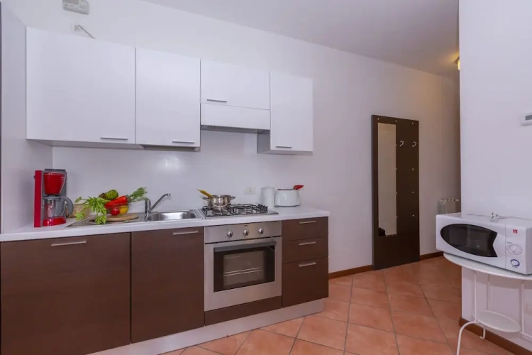 1 Bedroom Family Apartment