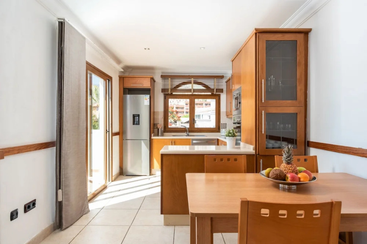 1 Charming Villa,Huge Terraces,Pool,Garden,Bbq!