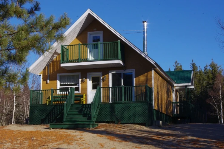 2 Bedrooms Comfort Chalet with lake view