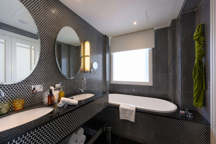 Hotel DeBrett
