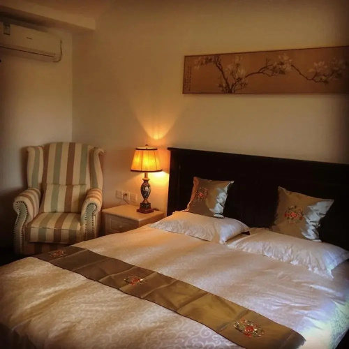 Yonder Way Hotel