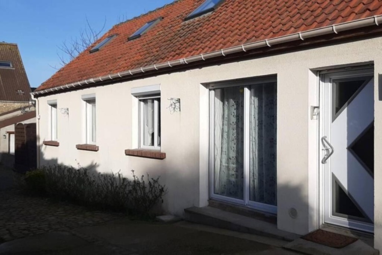 3 Bedrooms Cottage