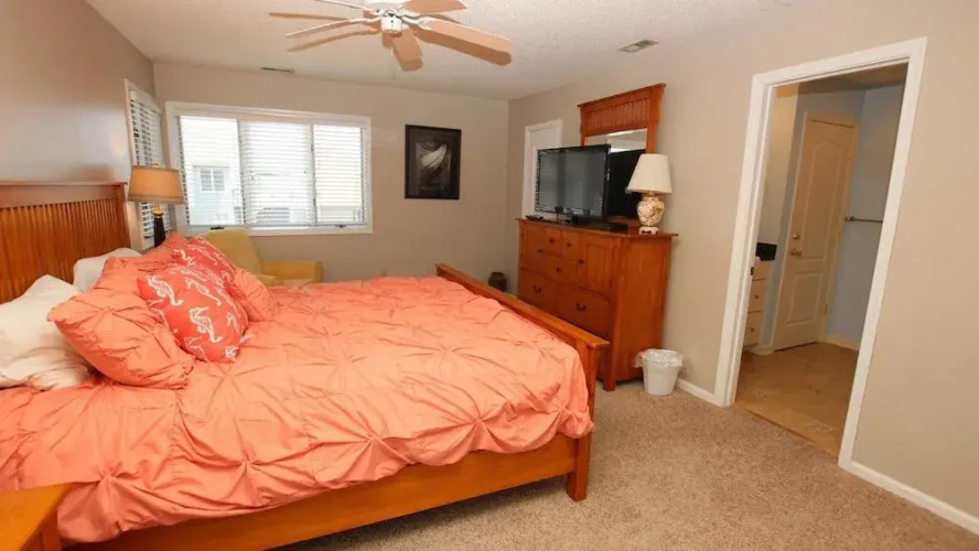 The Lush Life - 4 Br Home