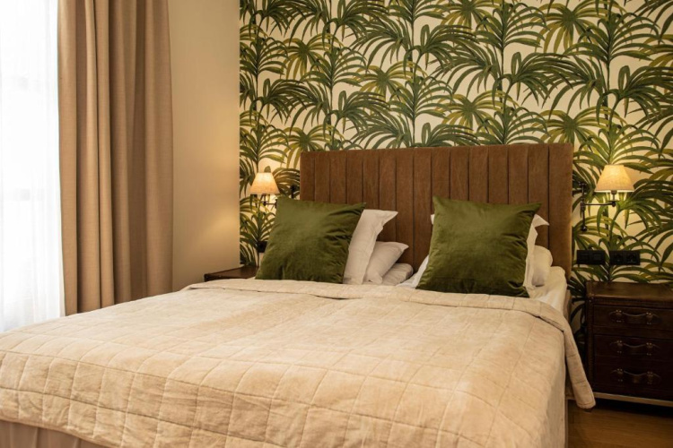Deluxe Quadruple Suite