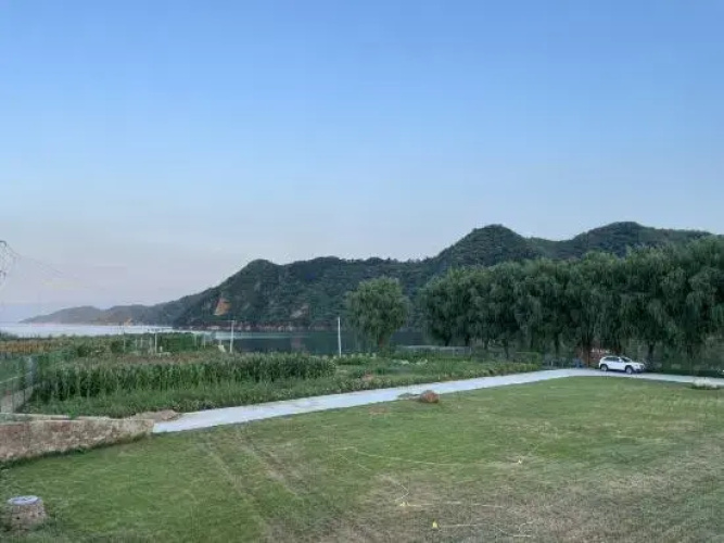 Miyun Waterfront Homestay