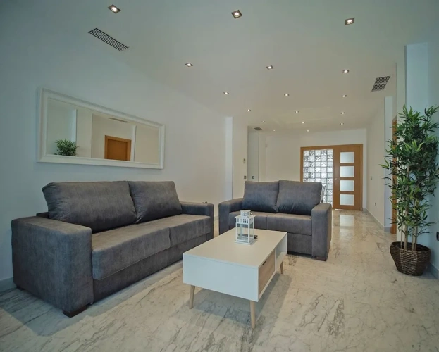 2 Bedrooms Apartment with balcony