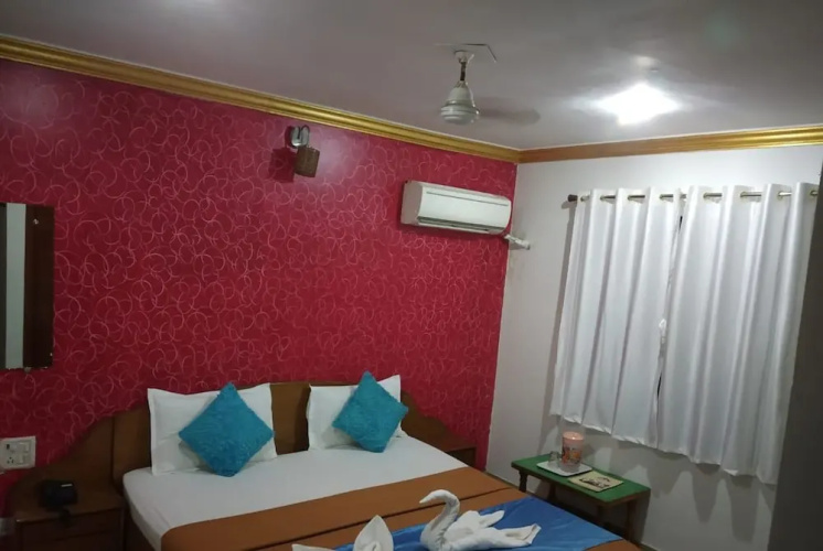 Krish Holiday Inn Baga