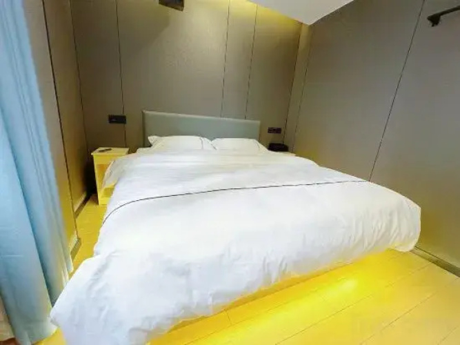 Shenzhen Chenwan Hotel (The Grand Theatre)