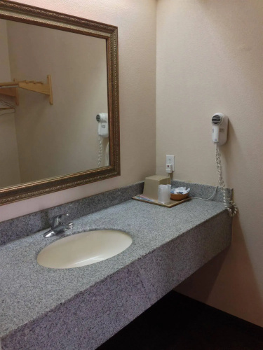 Camelot Inn  Suites McCarty