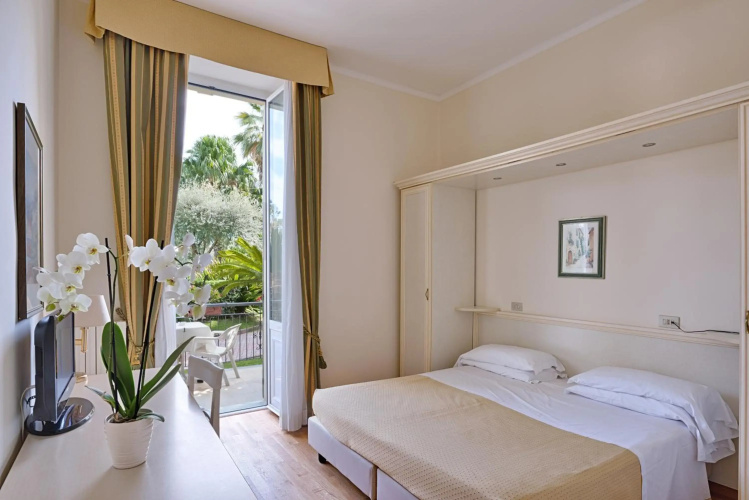 Hotel Paradiso