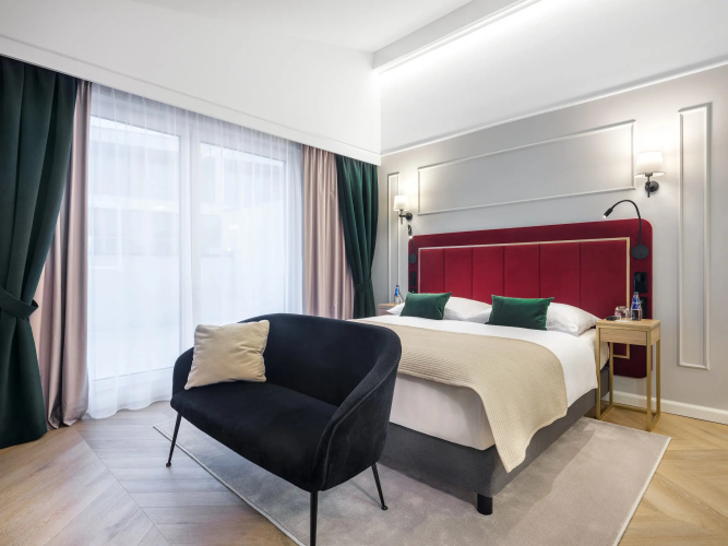Hotel Golden Queen