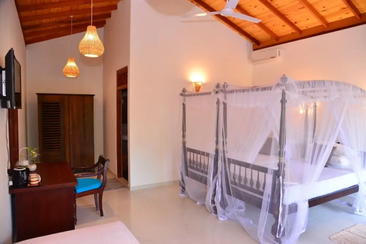 Superior Triple room