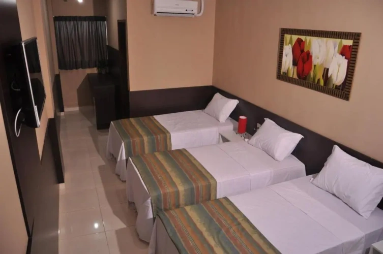 Standard Triple room