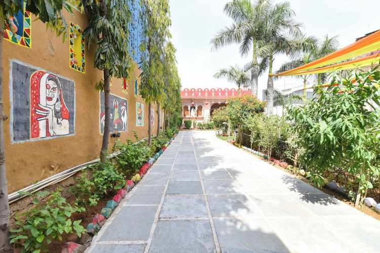 Fabhotel Nimabal Dhani