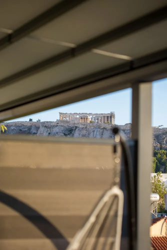 Raise Acropolis View Suites