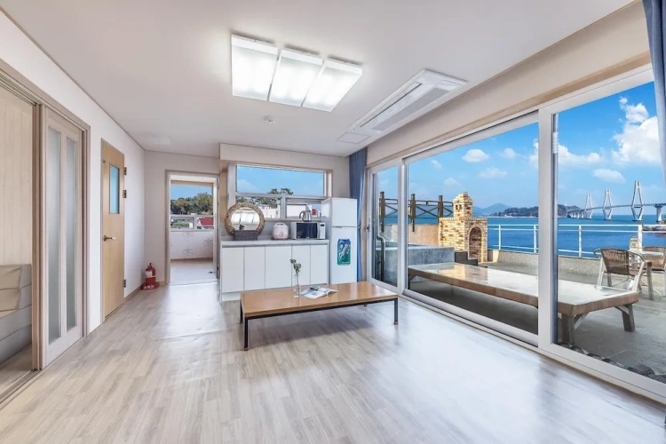 2 Bedrooms Standard room with balcony