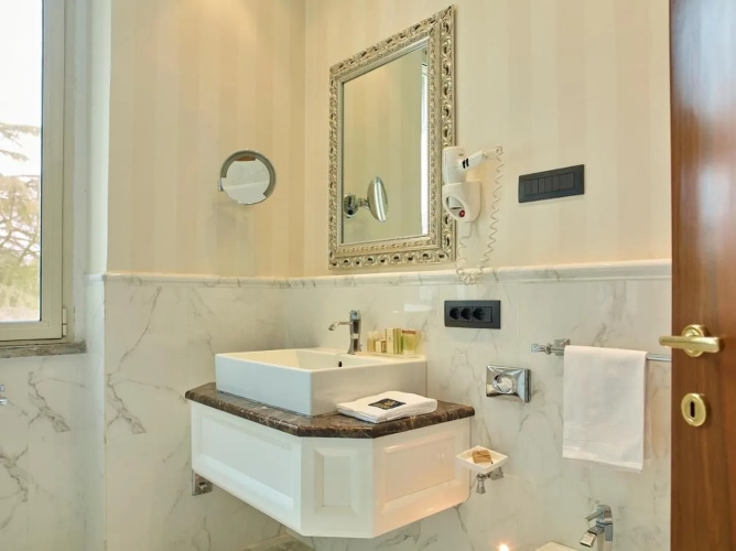 Hotel Niccolò V 4S - Terme dei Papi