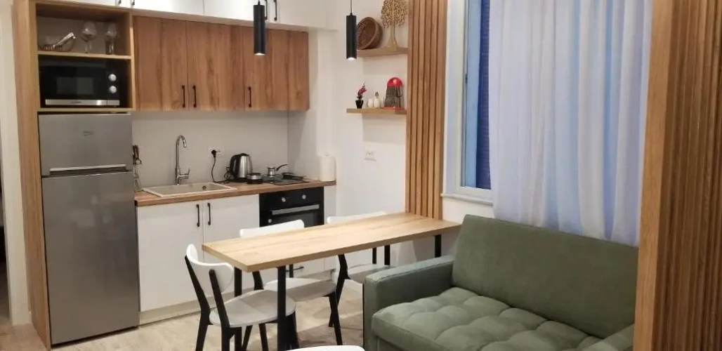 2 Bedrooms Apartment
