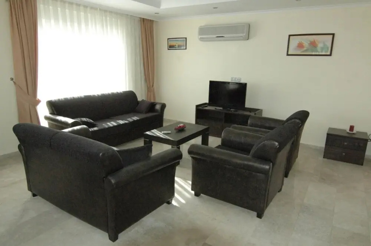 Luxury 4 Bedroom Detached Villa