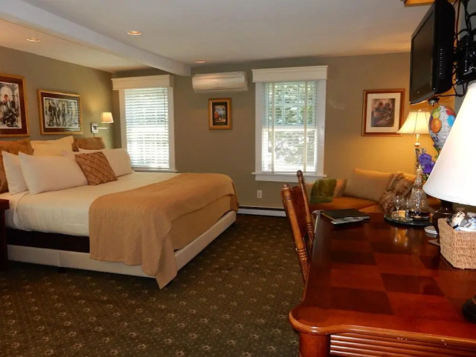 A Butler's Manor