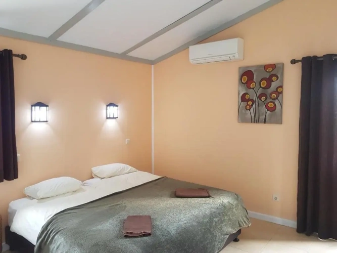 3 Bedrooms Chalet