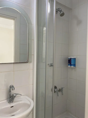 2 Bedrooms Comfort room