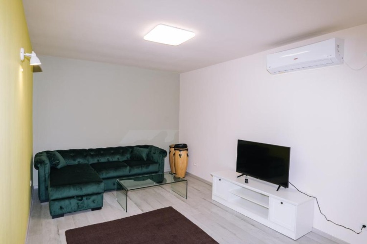 1 Bedroom Apartment with view