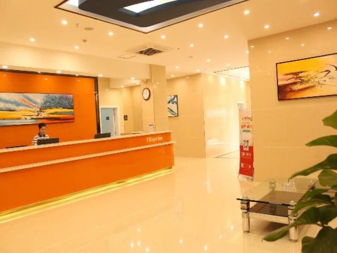 7 Days Inn