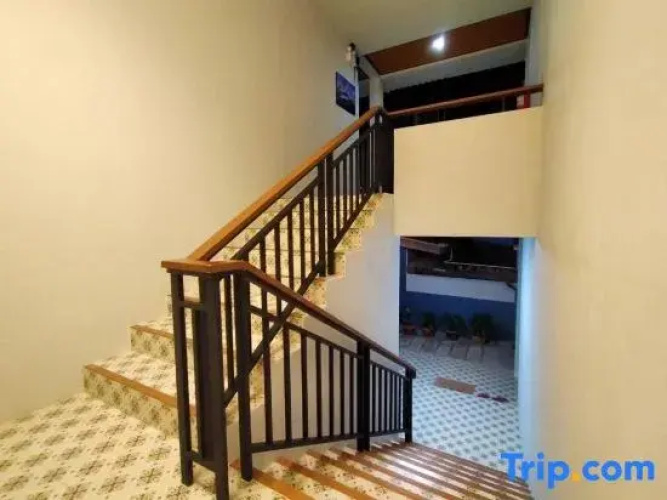 Lanta Daisy Residence