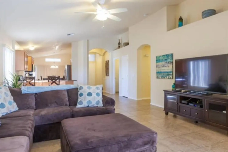 3 Bedrooms Cottage