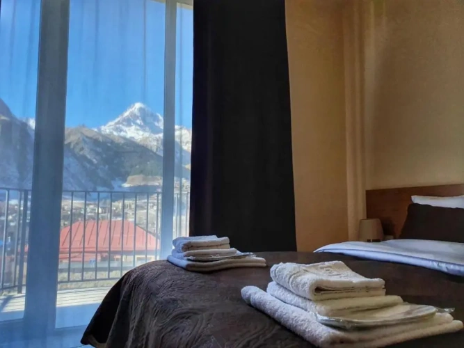 Standard Double room with mountain view