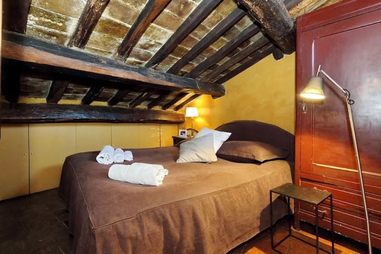 Trastevere Large Apartment With Terrace
