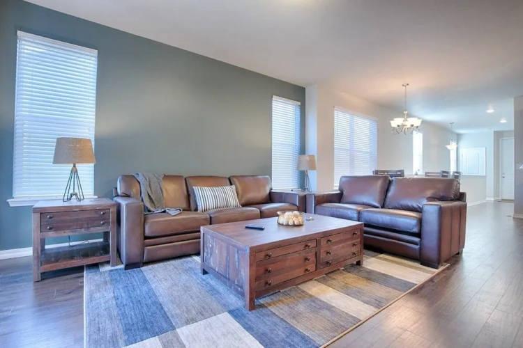 2 Bedrooms Cottage